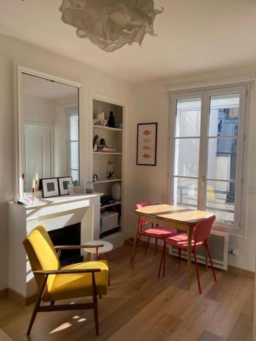 Modern Appartement W/ Tour Eiffel View In The 7Th Paris Extérieur photo